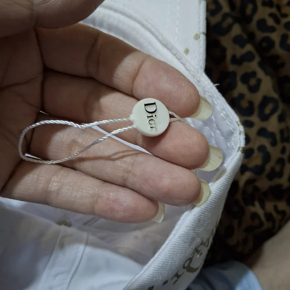 Dior White Cap with Navy And Gold Accents - Picture 4 of 6